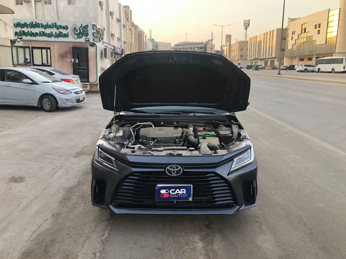 Car image 21