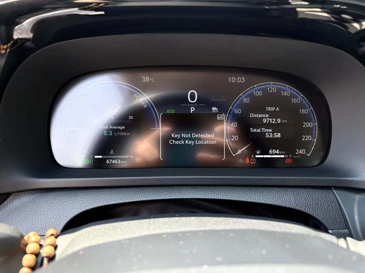 Car image 24