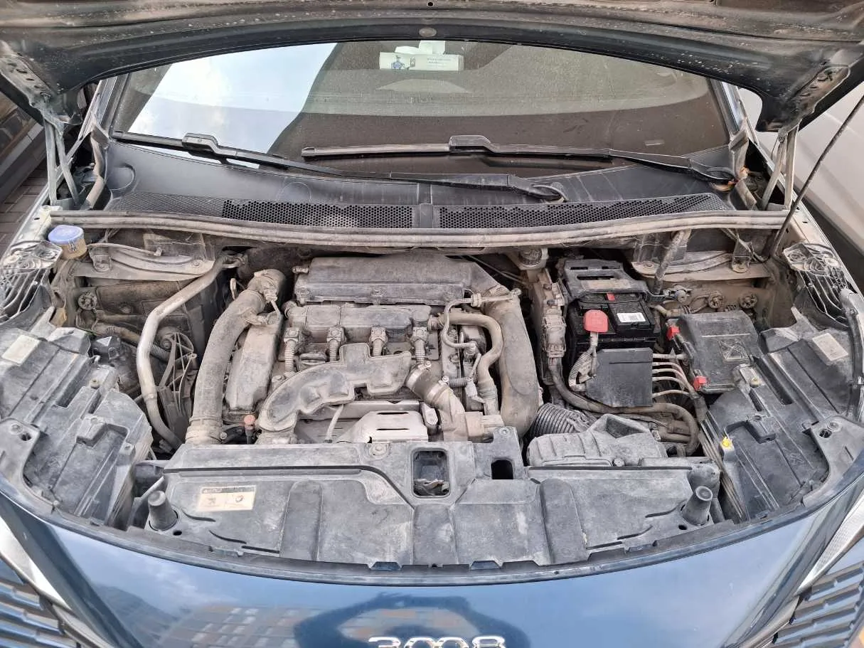 Car image 21