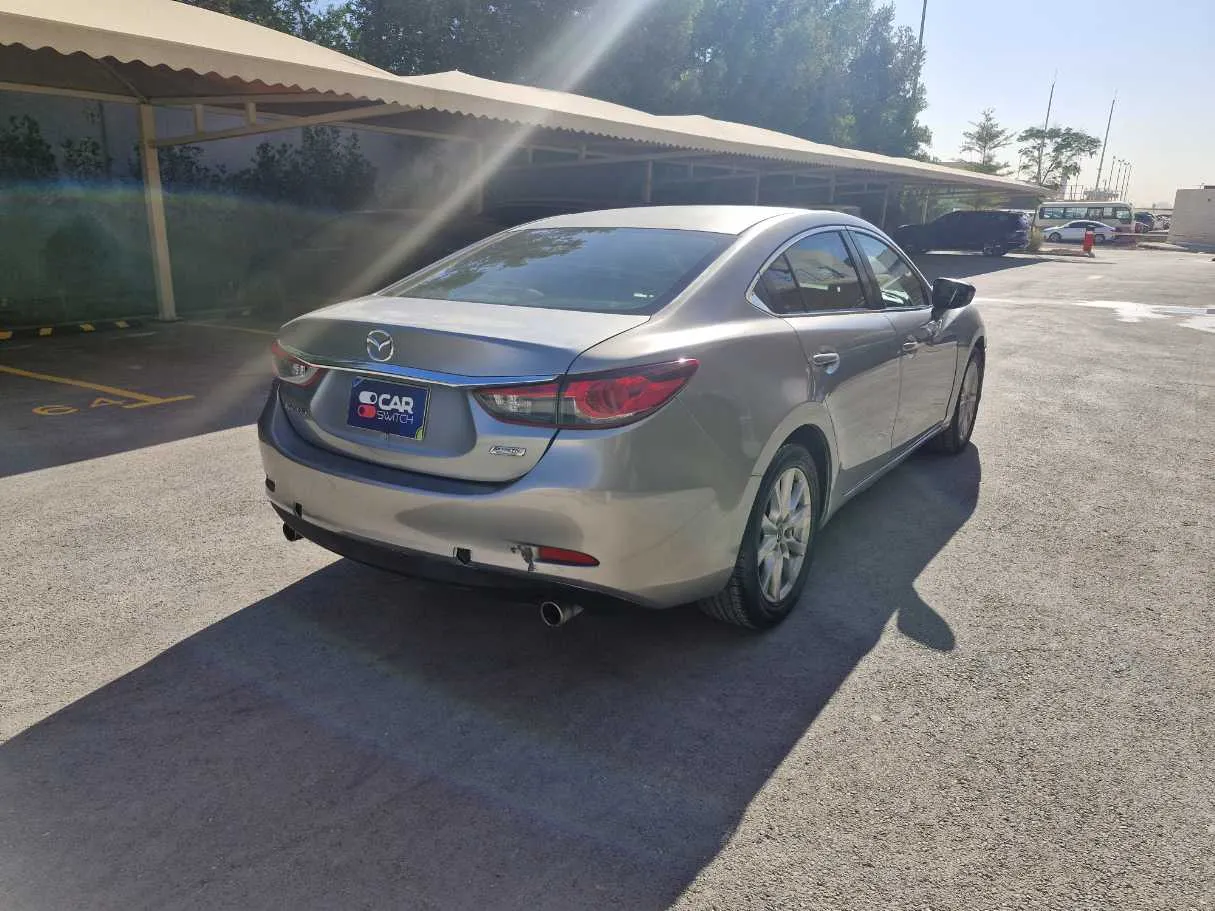 Car image 5
