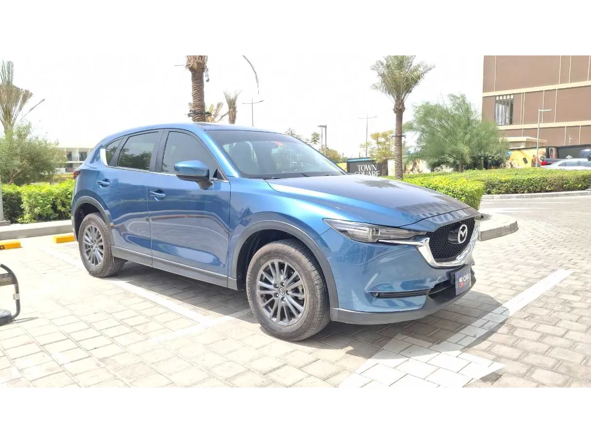 Car image 3