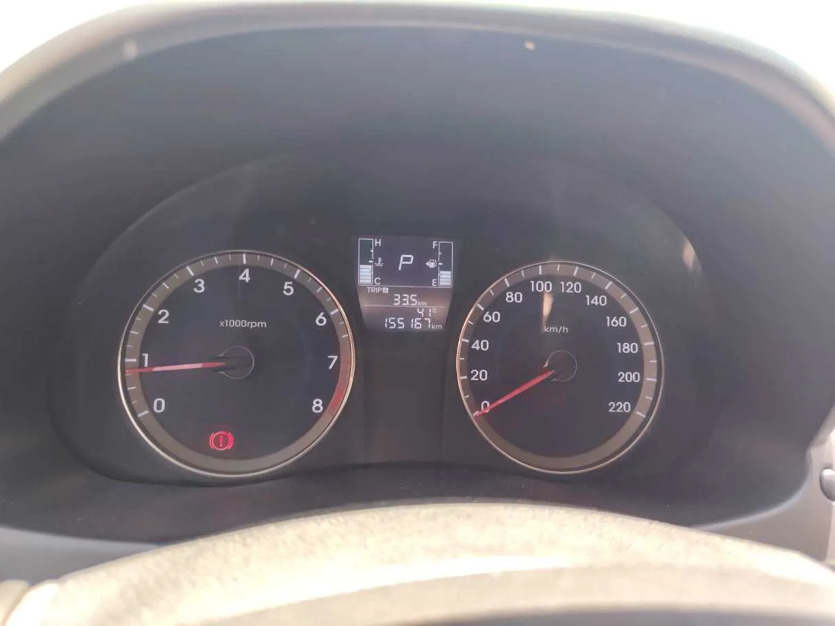 Car image 23