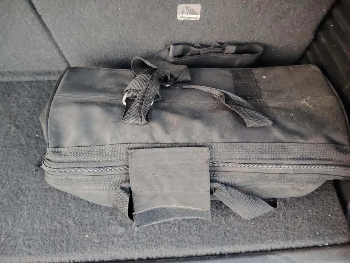 Car image 31