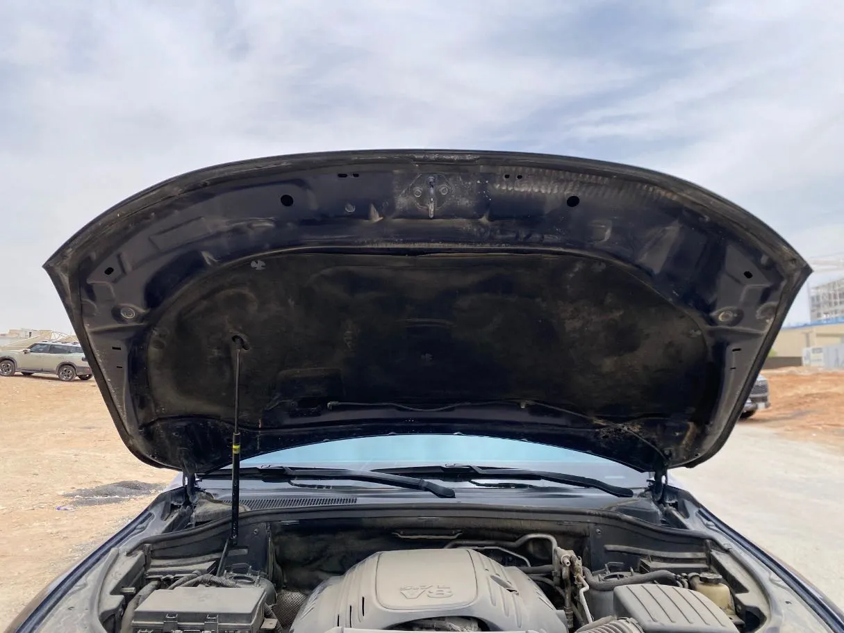 Car image 29
