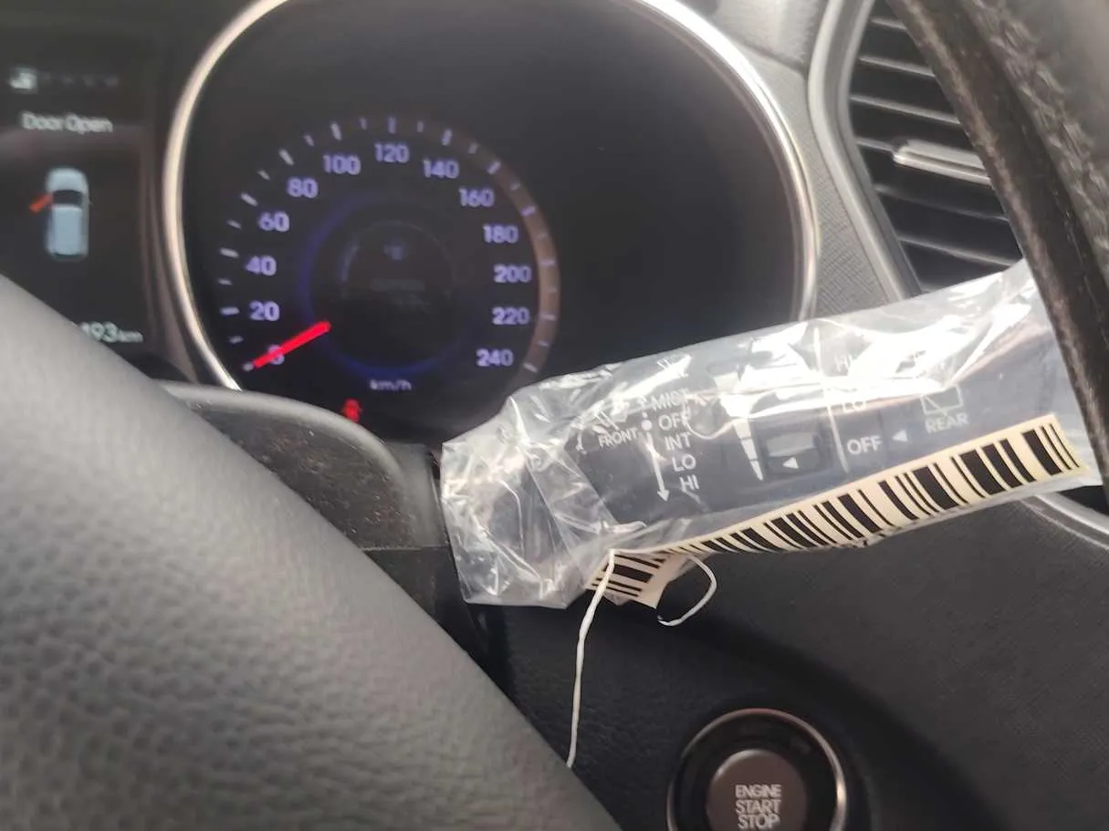 Car image 31