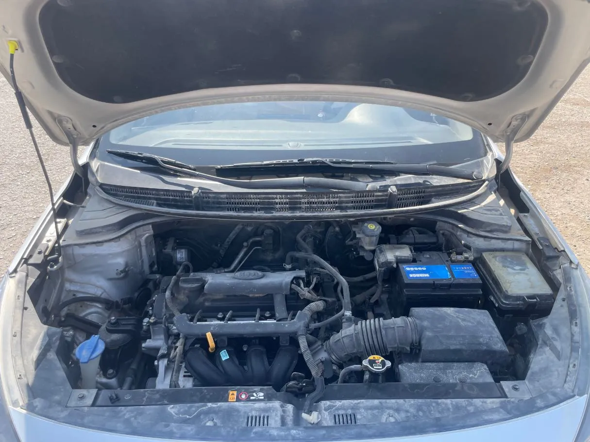 Car image 22