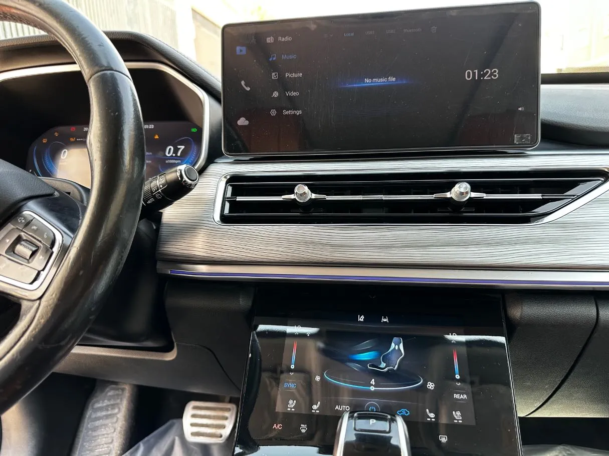 Car image 20