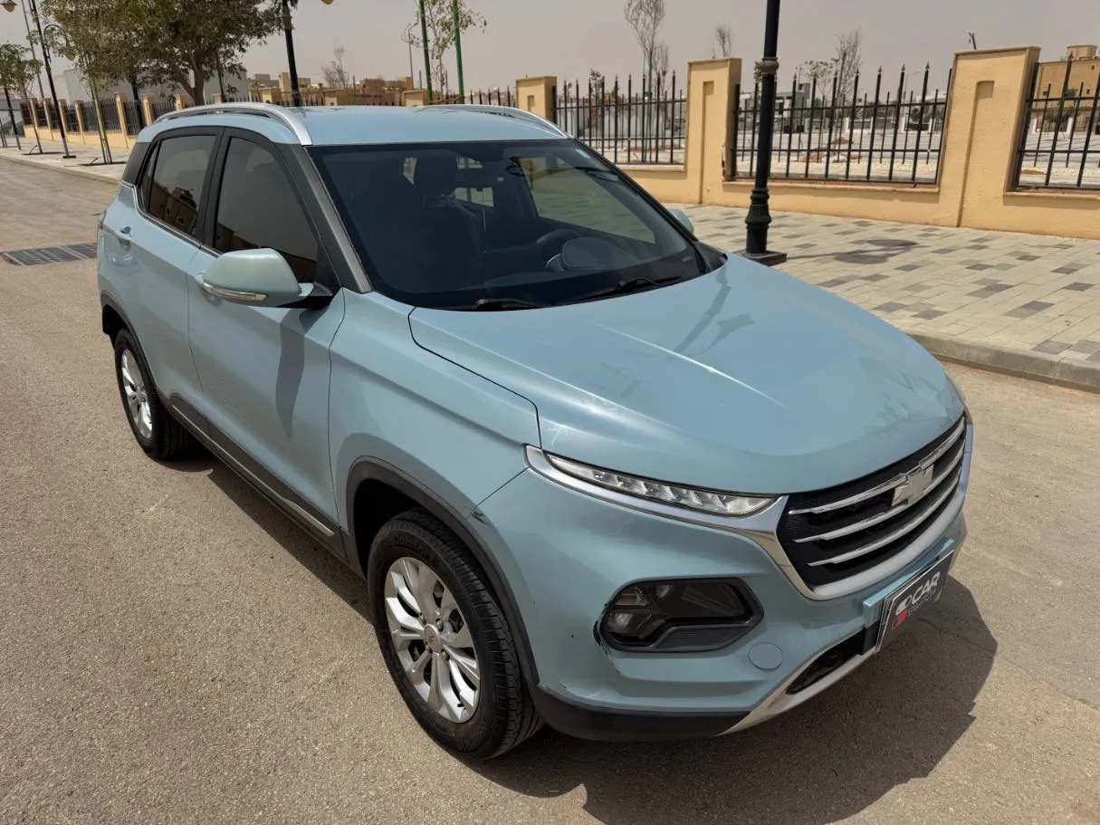 Car image 3