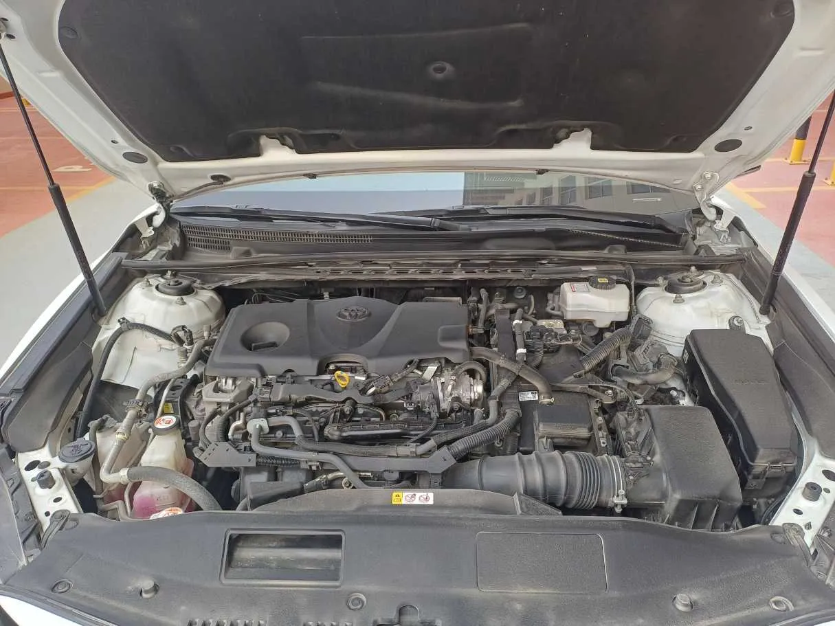 Car image 22
