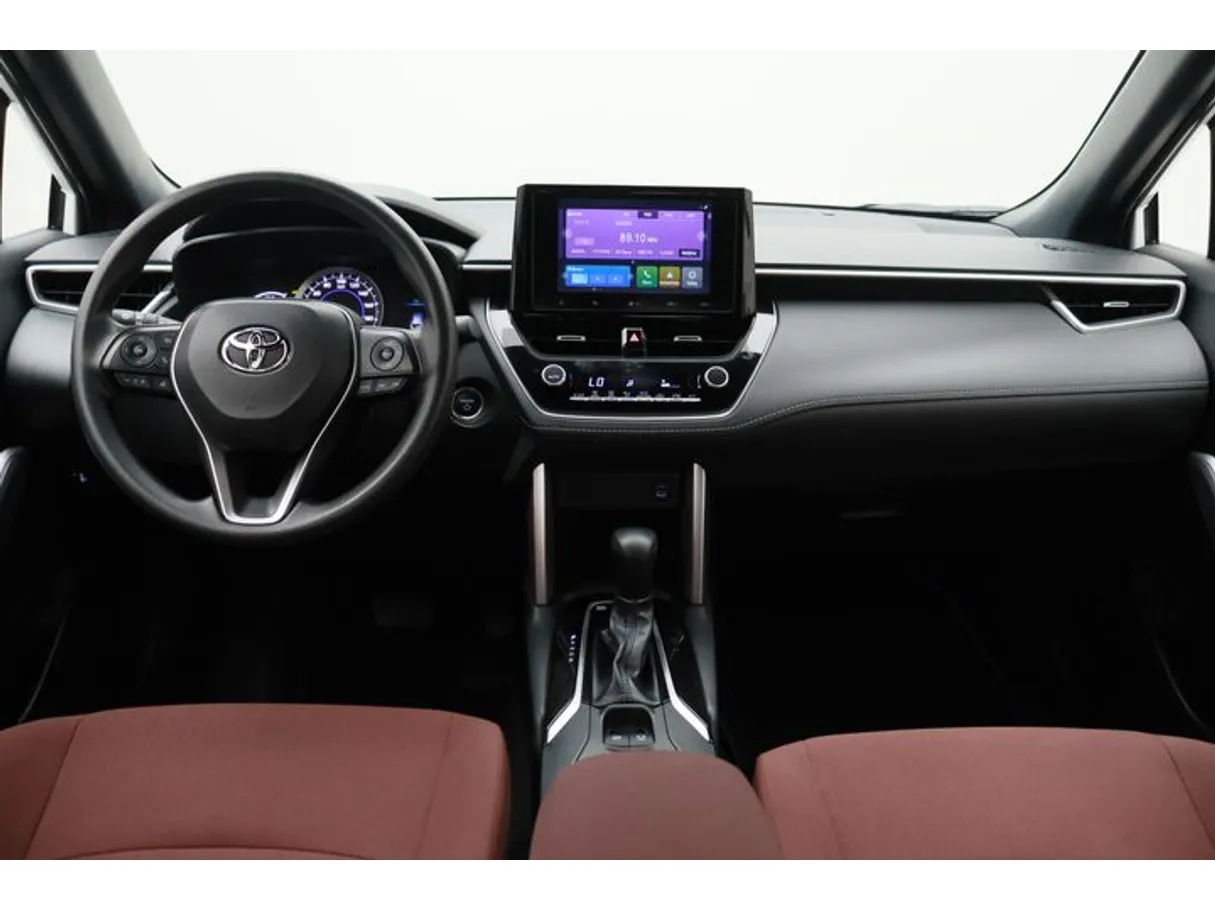 Car image 14