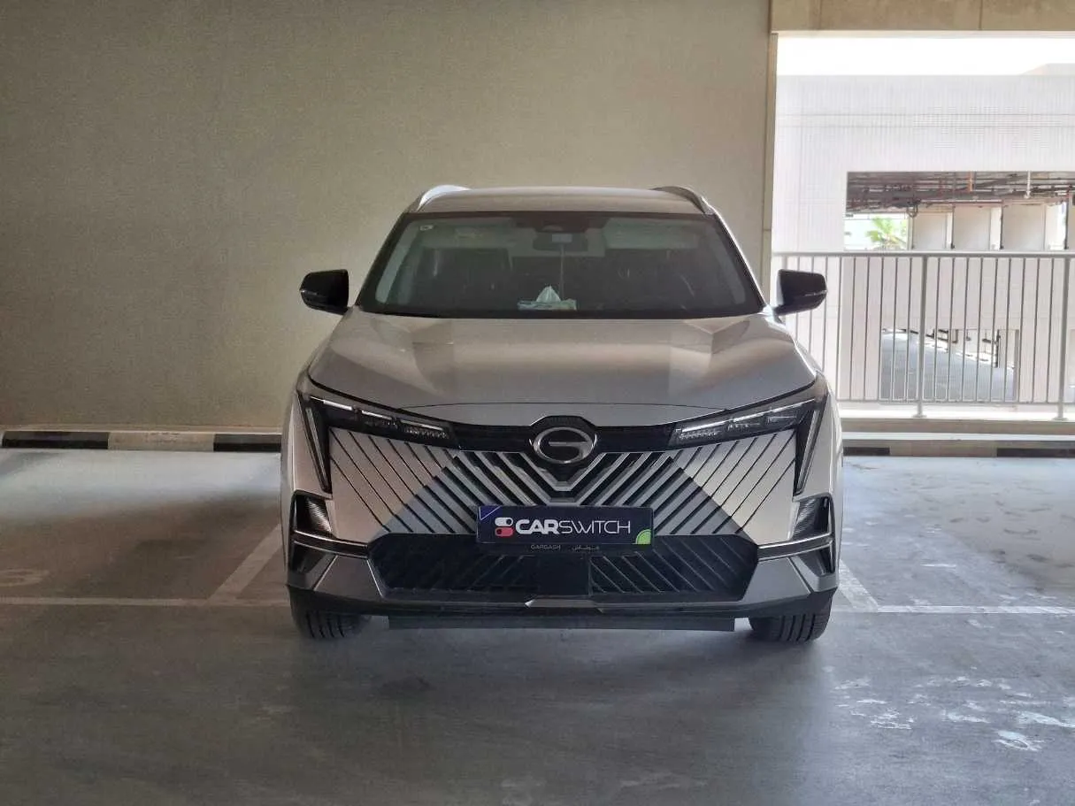 Car image 2