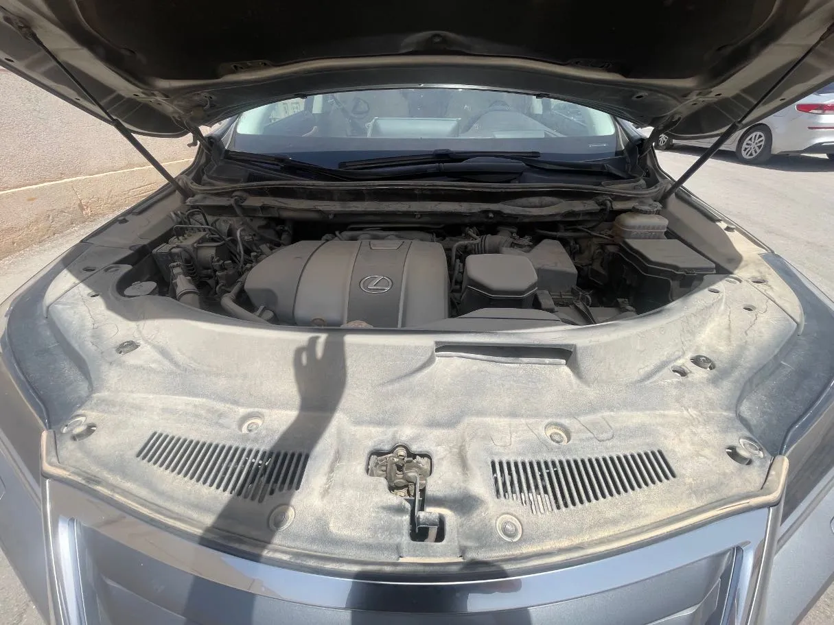 Car image 27