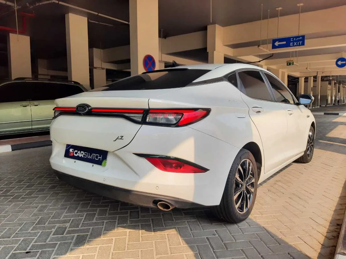 Car image 7