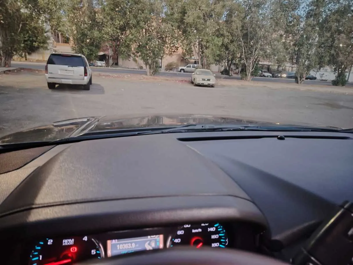 Car image 33