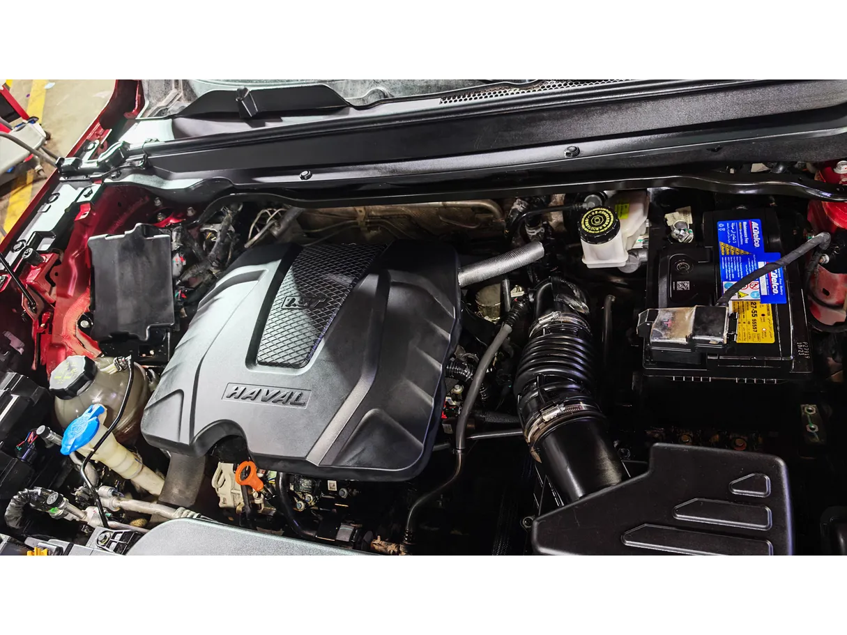 Car image 8
