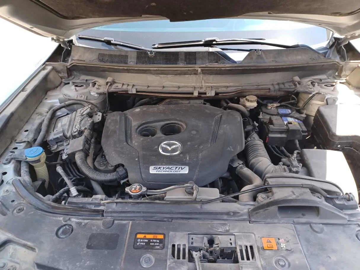 Car image 23