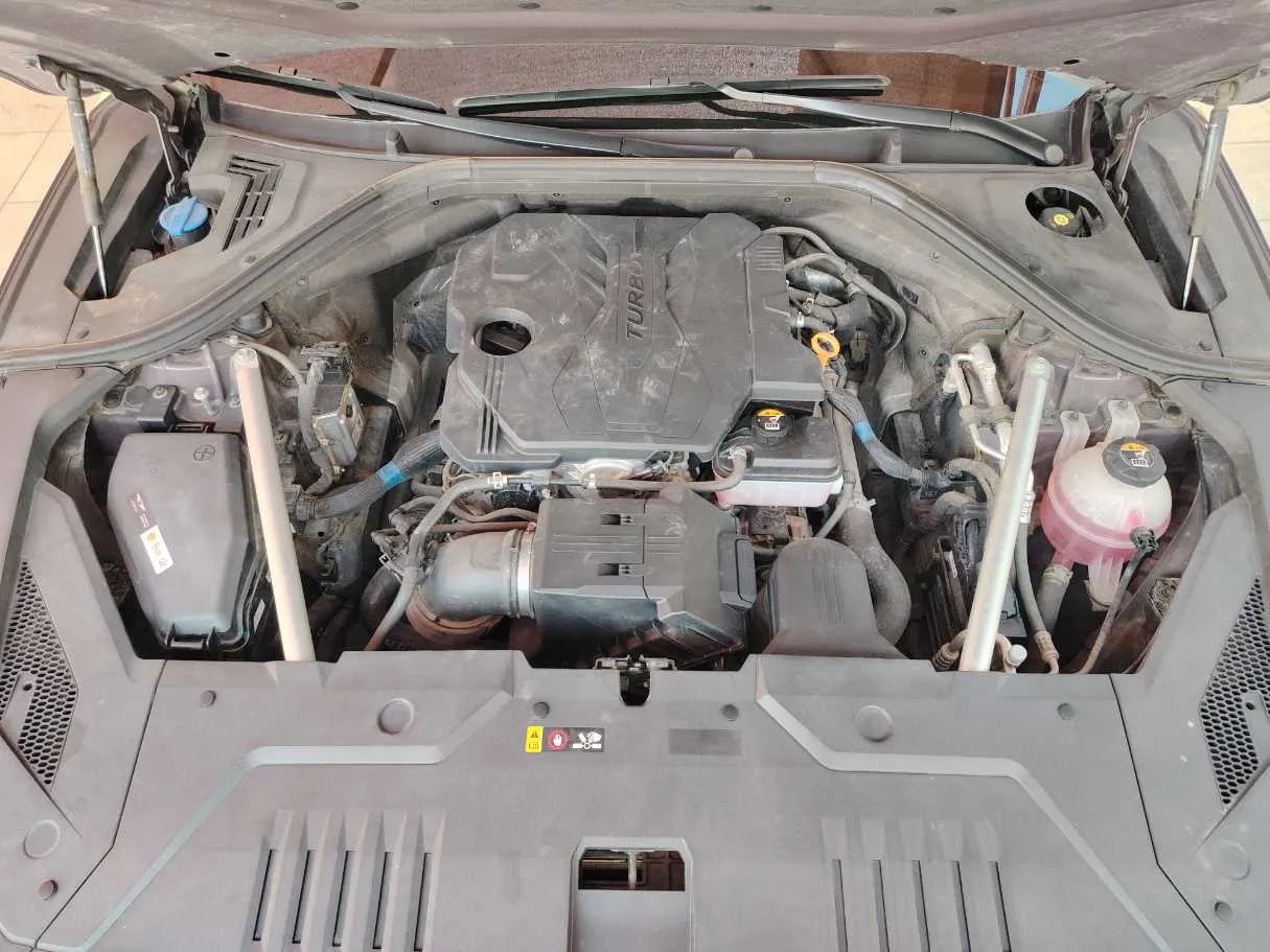 Car image 40