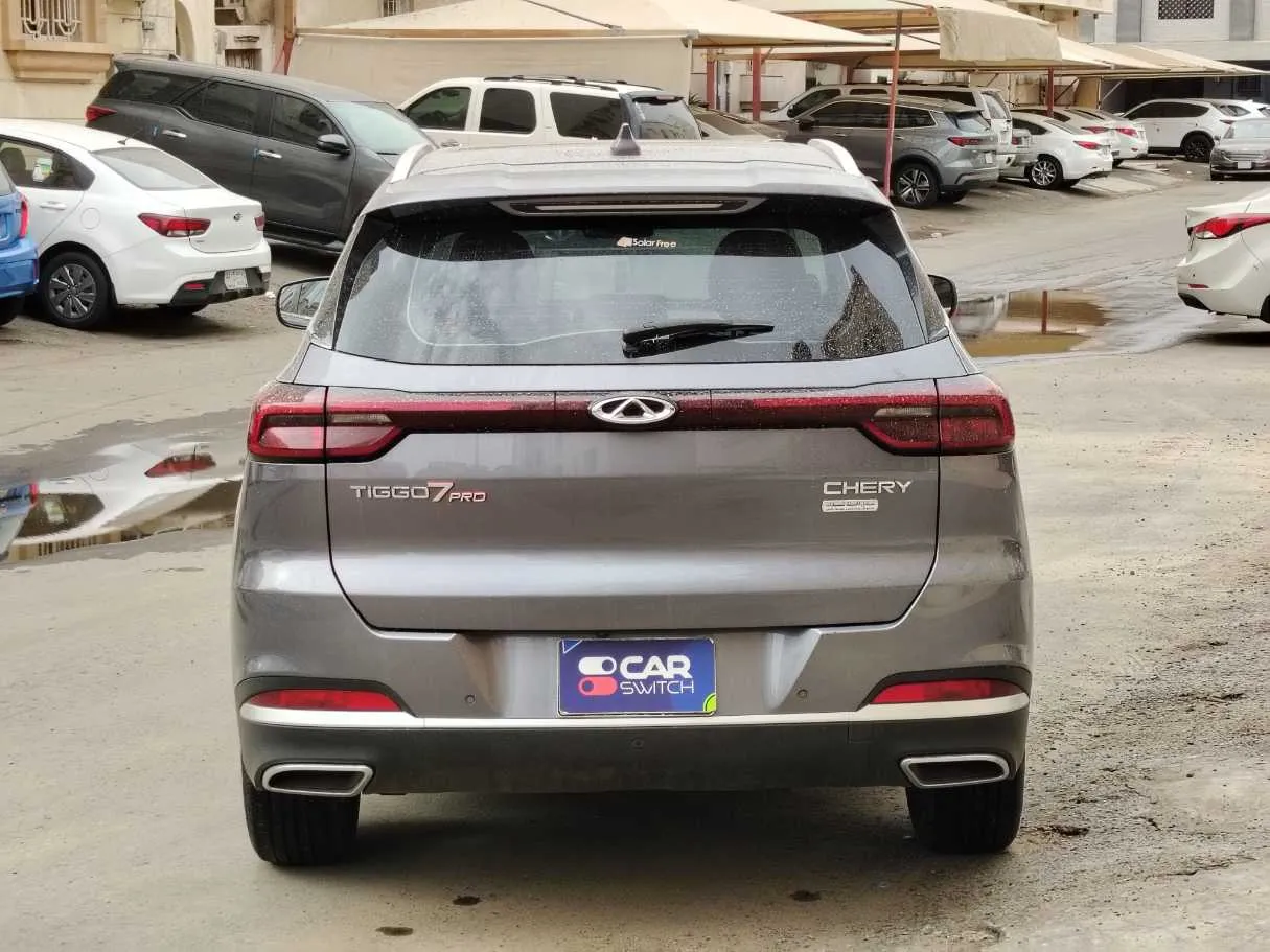 Car image 6