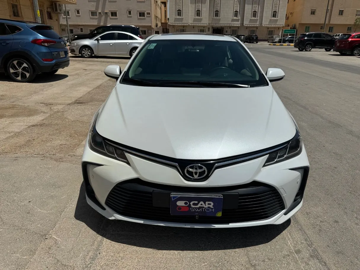 Car image 2