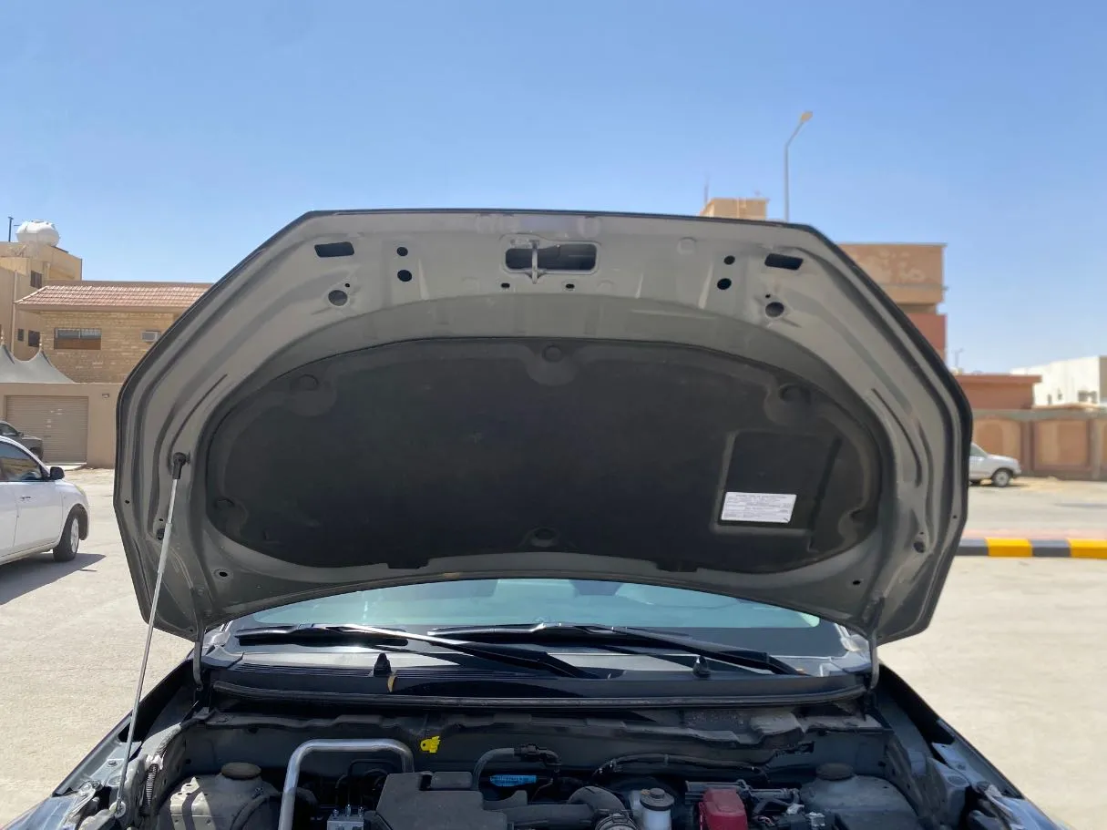 Car image 22