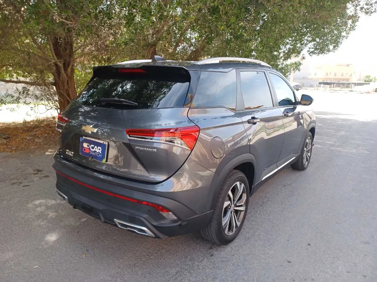 Car image 5