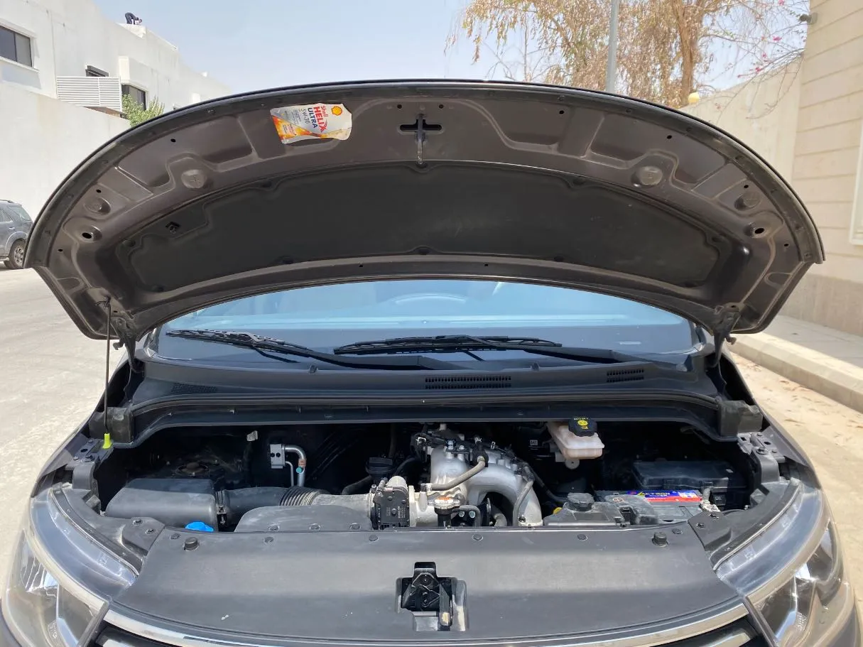Car image 29