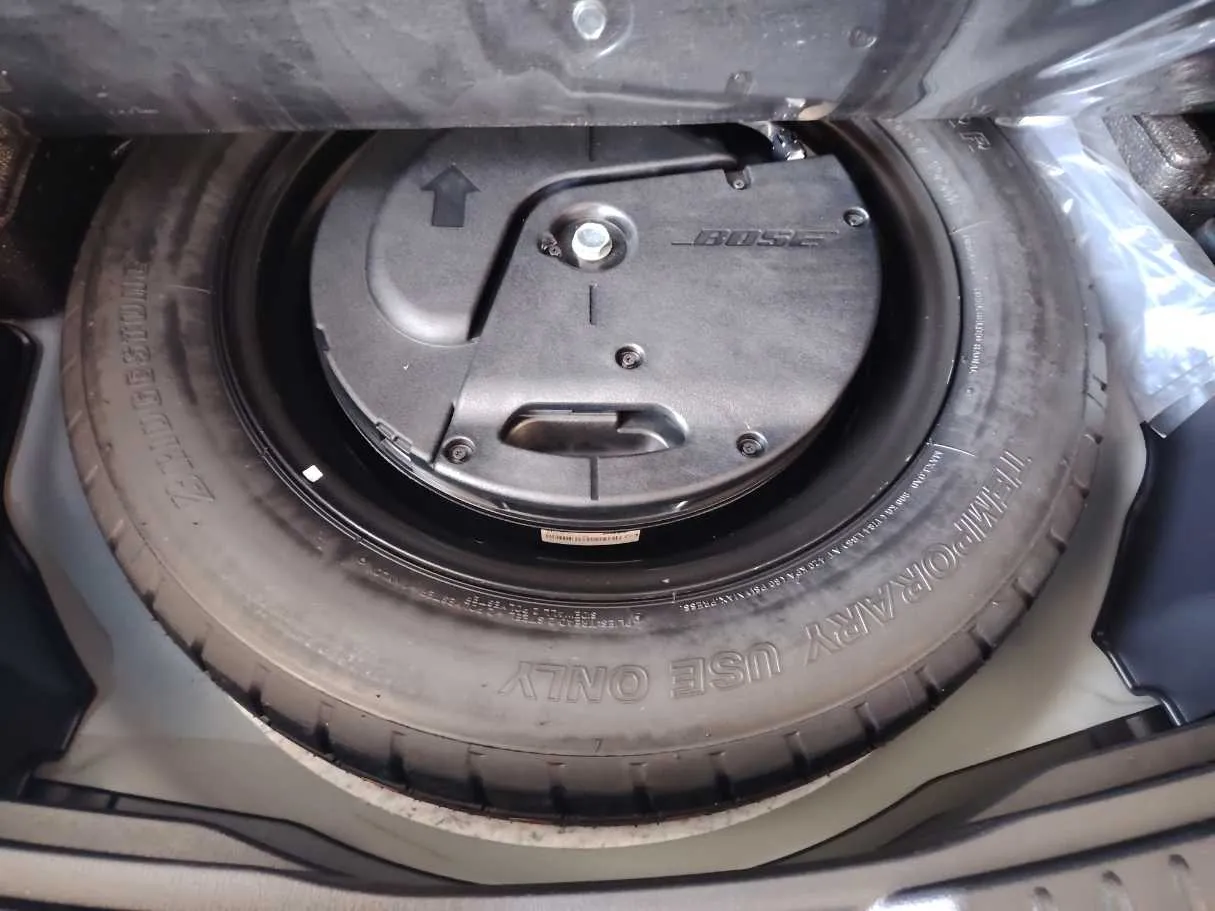 Car image 41