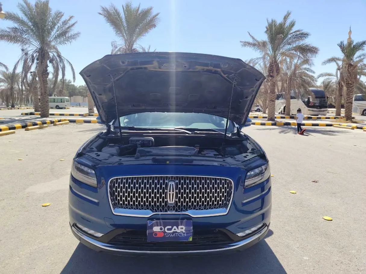 Car image 24