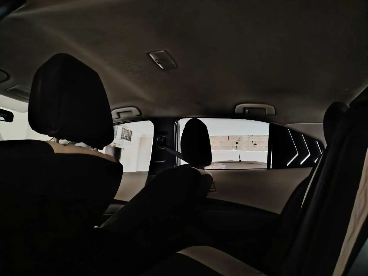 Car image 21