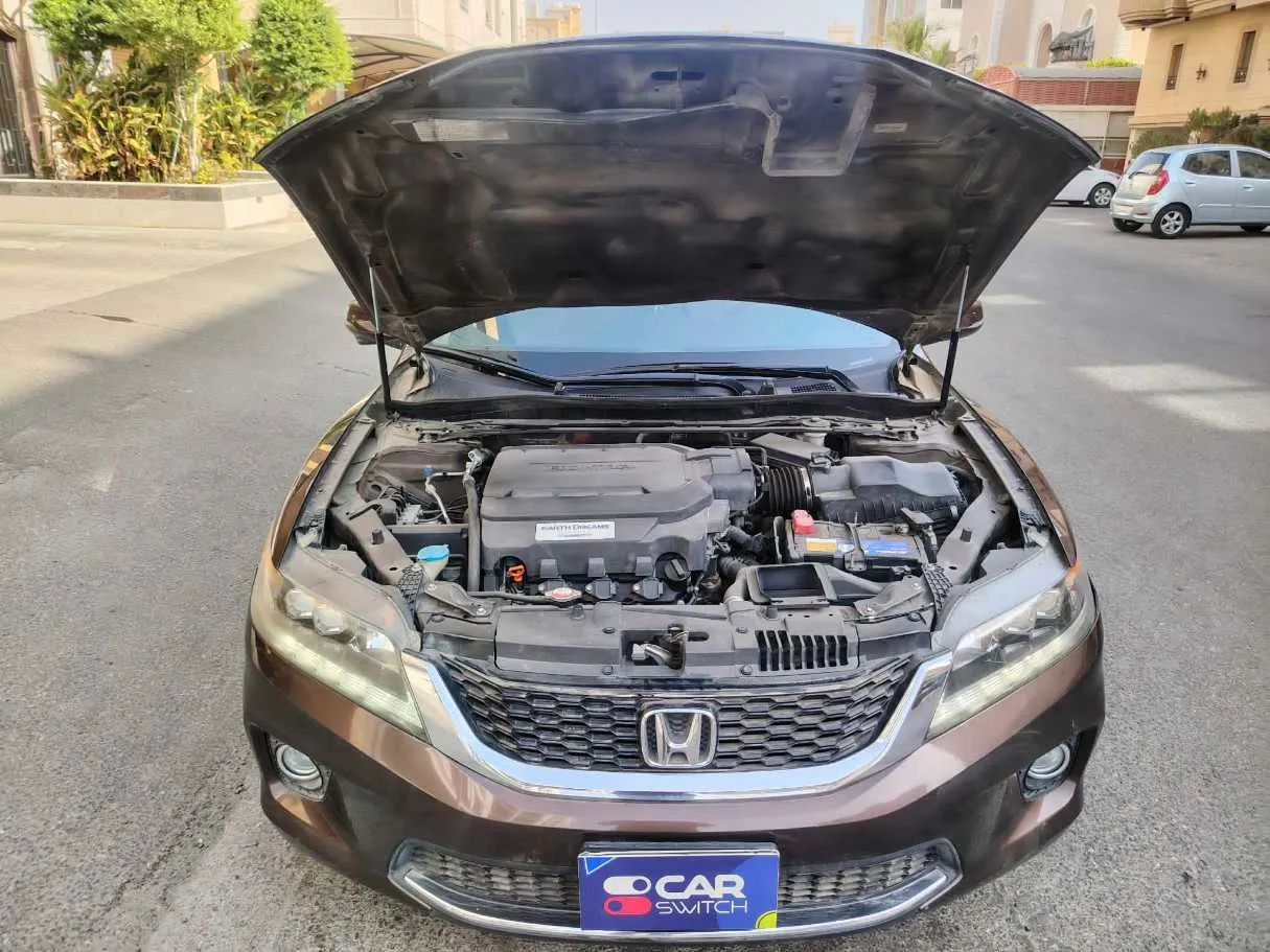 Car image 40