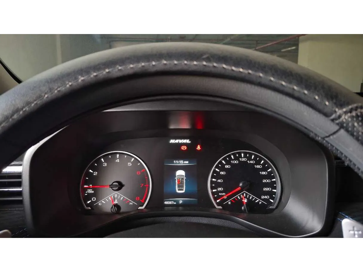 Car image 19