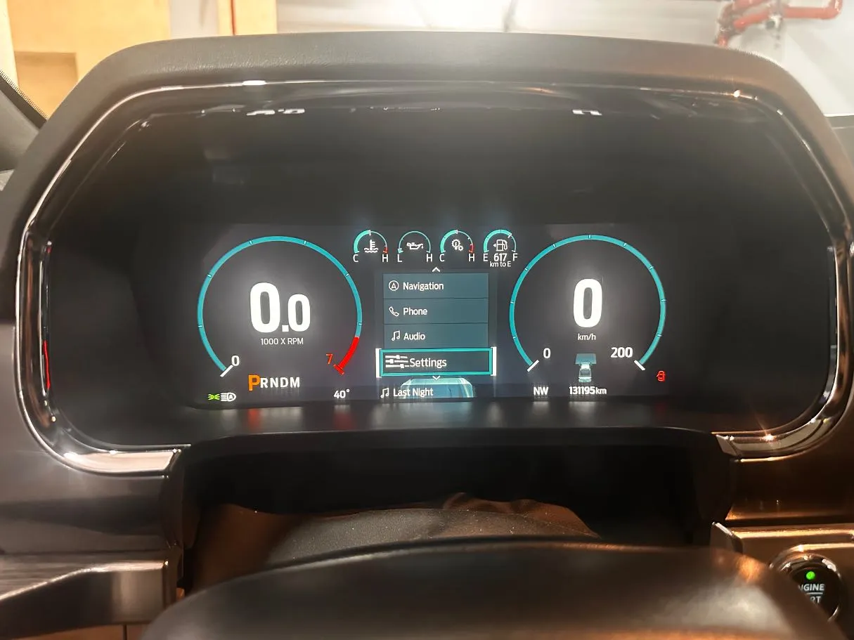 Car image 23