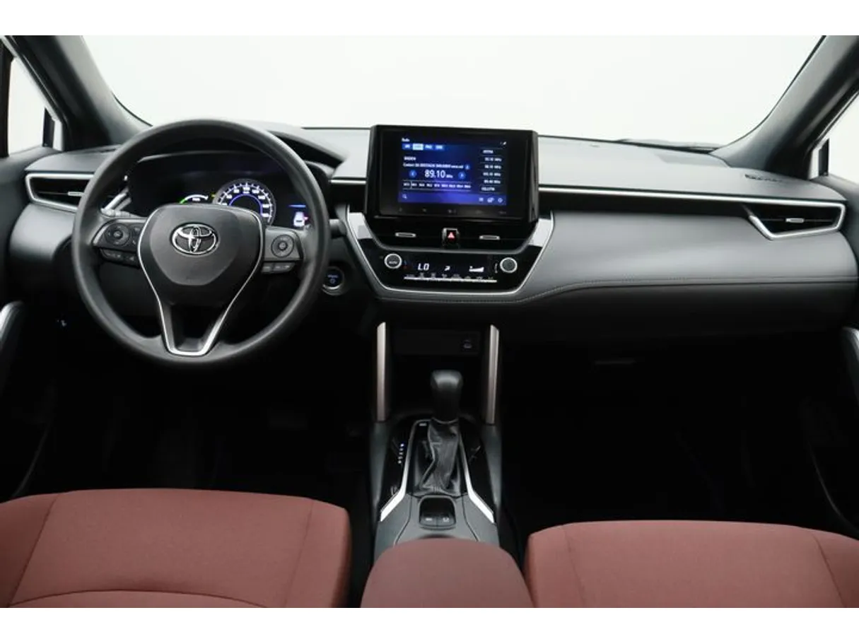 Car image 14