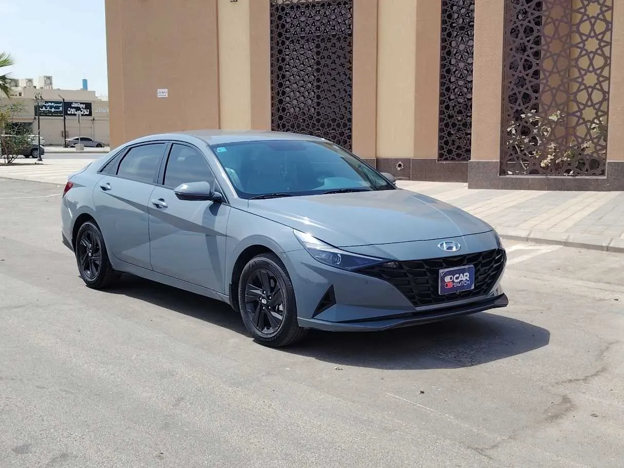 Car image 3