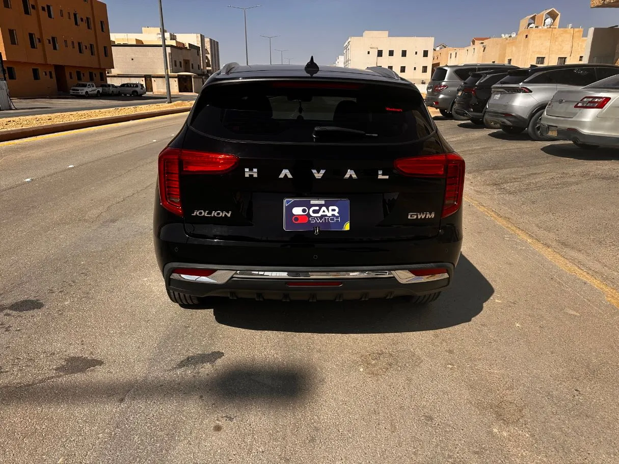 Car image 6