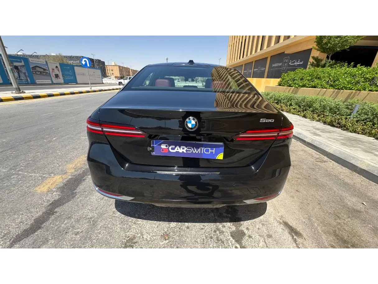 Car image 6