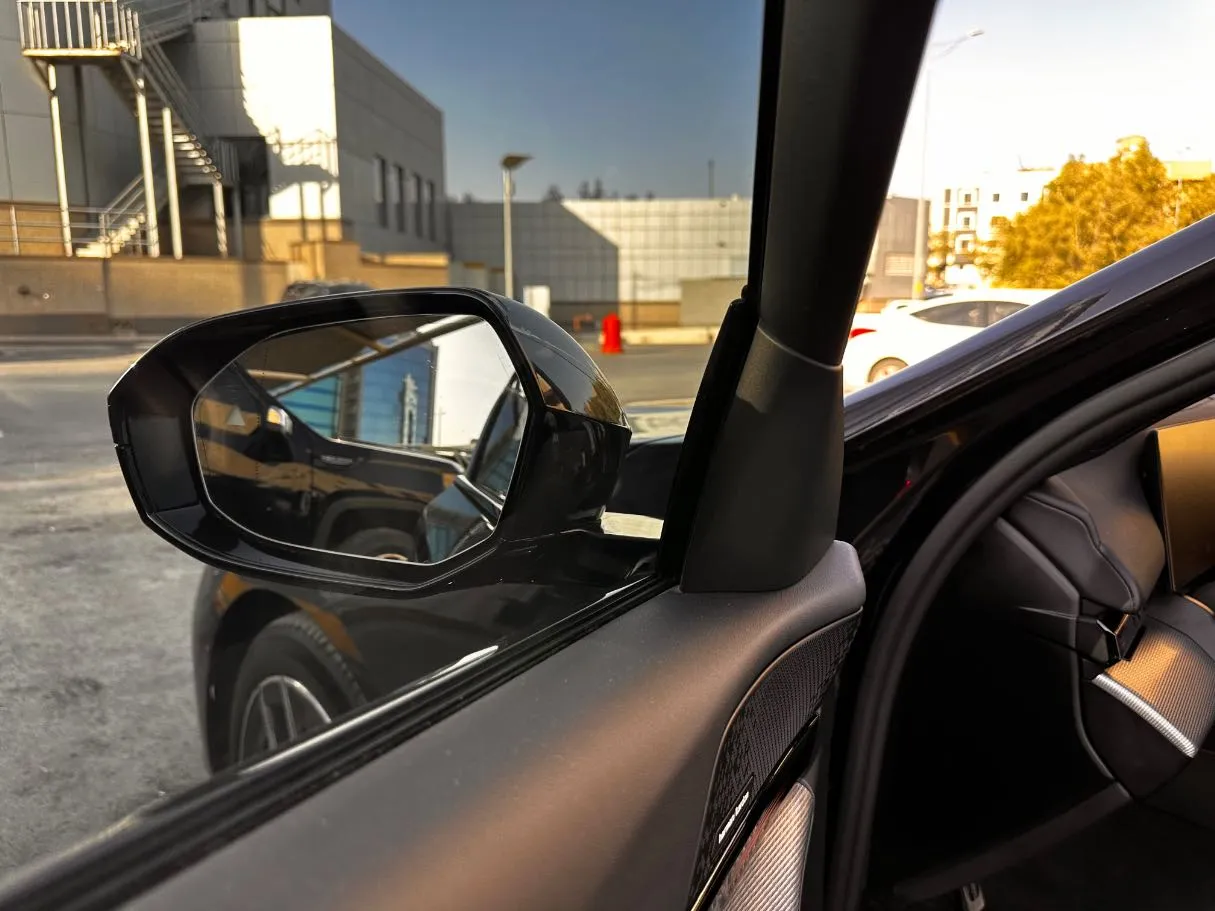 Car image 31