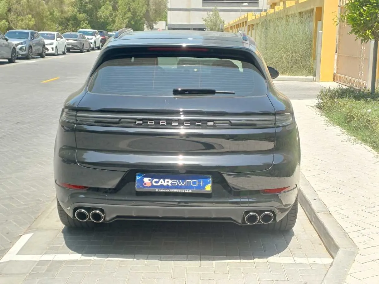 Car image 6