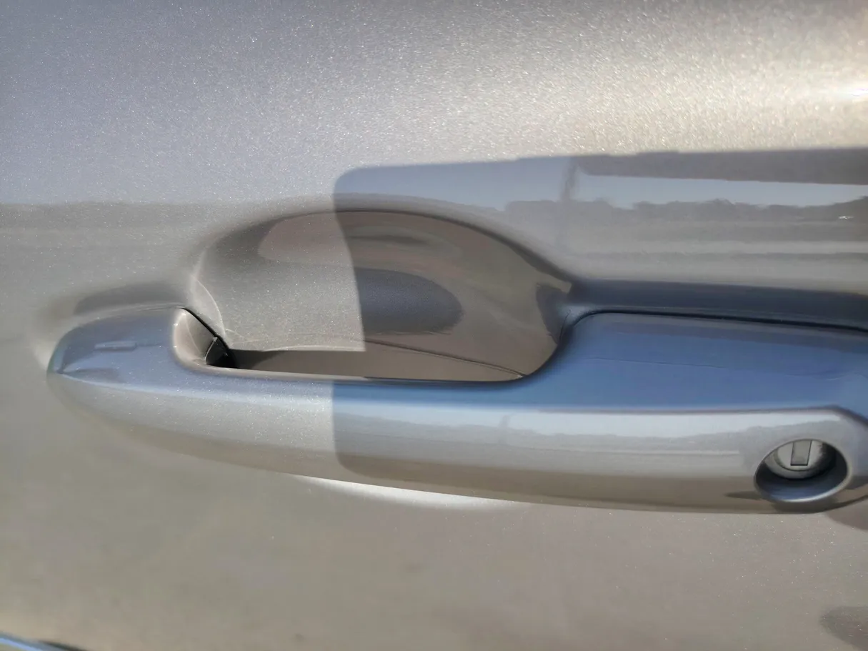 Car image 33