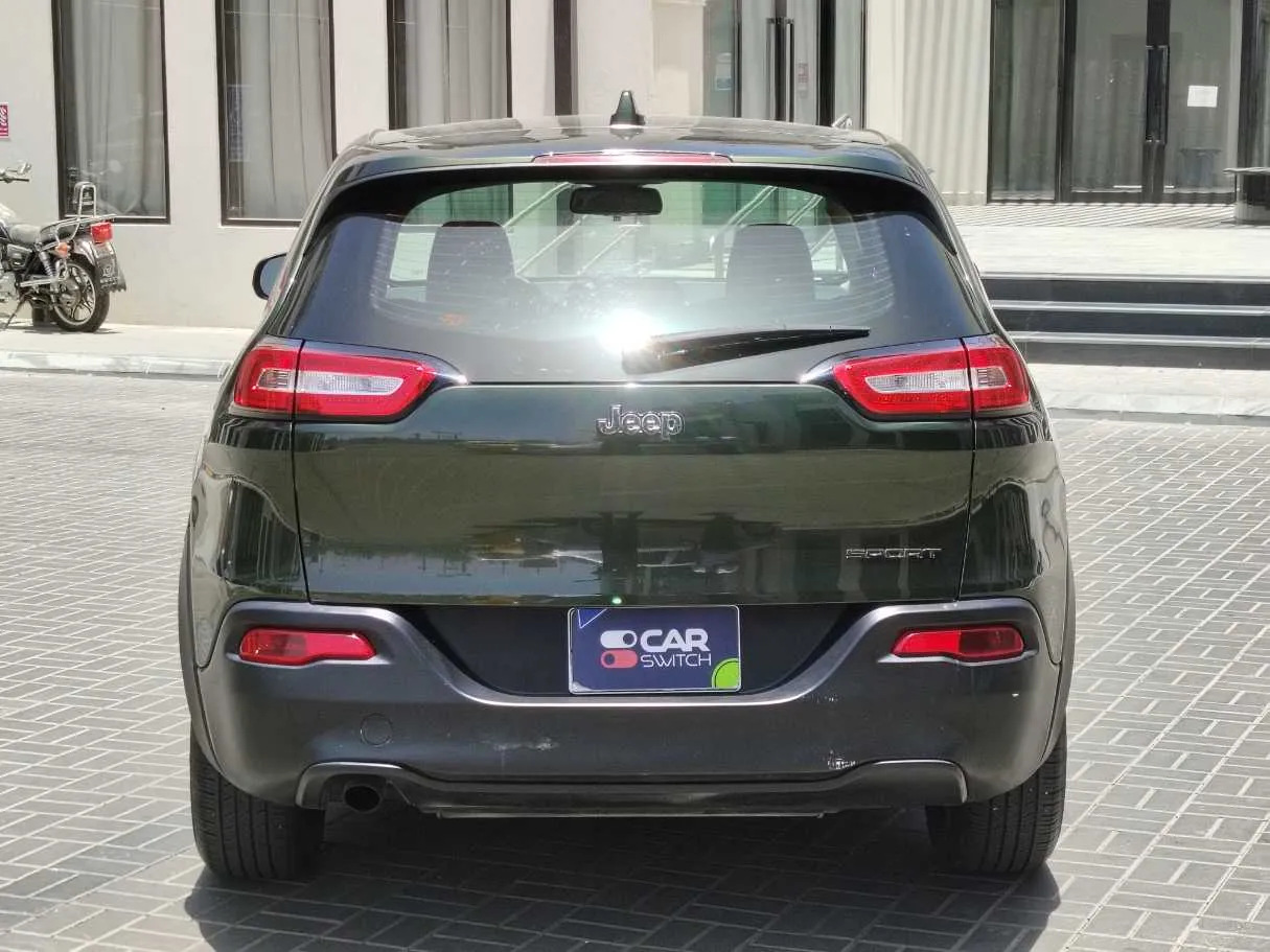 Car image 6