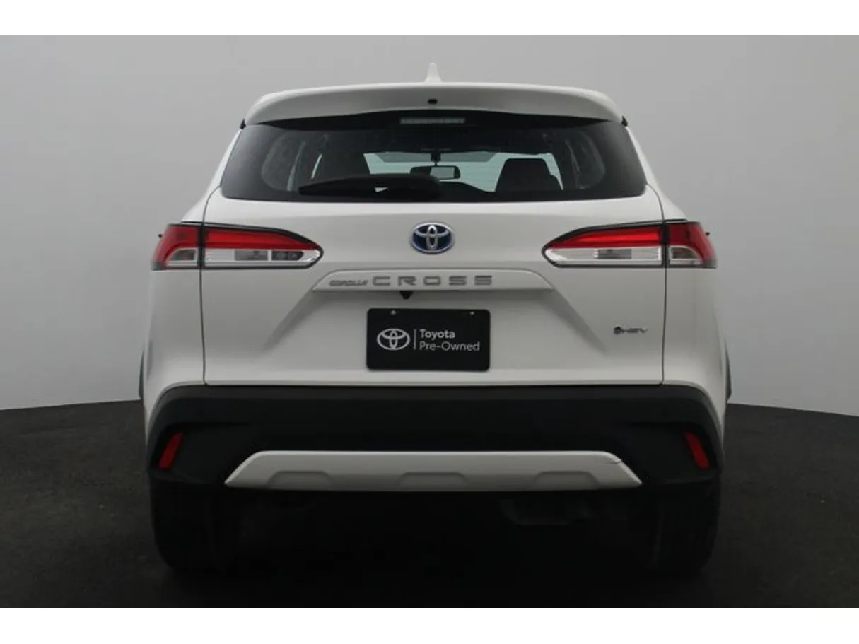 Car image 12