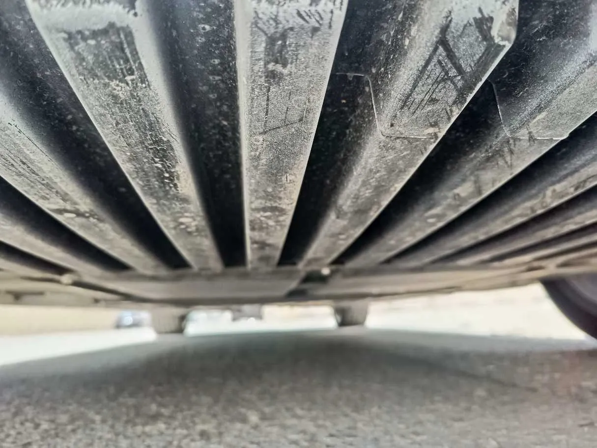 Car image 36
