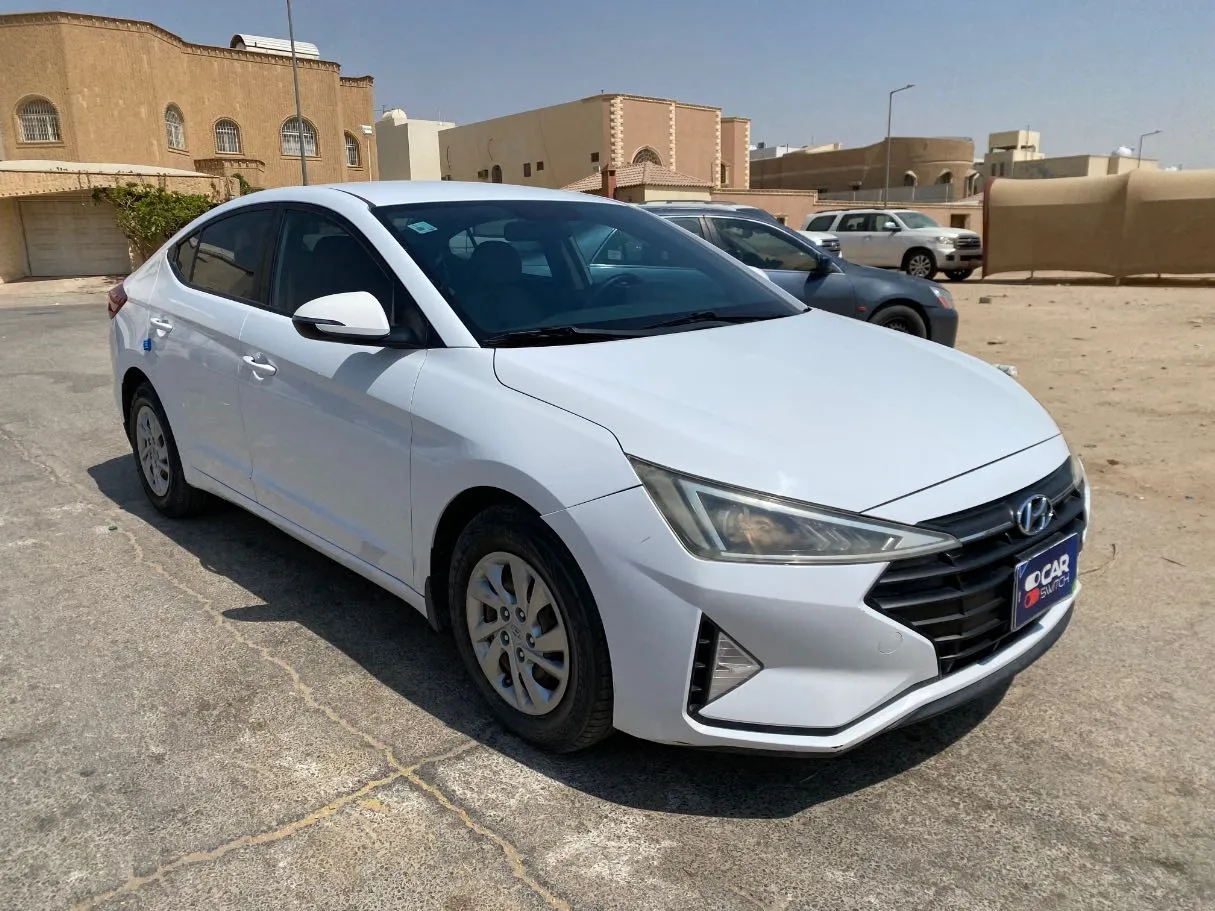 Car image 3