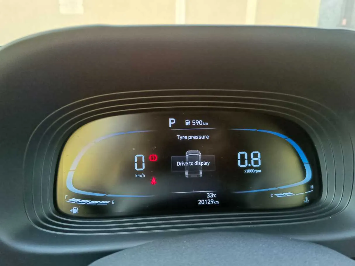 Car image 24