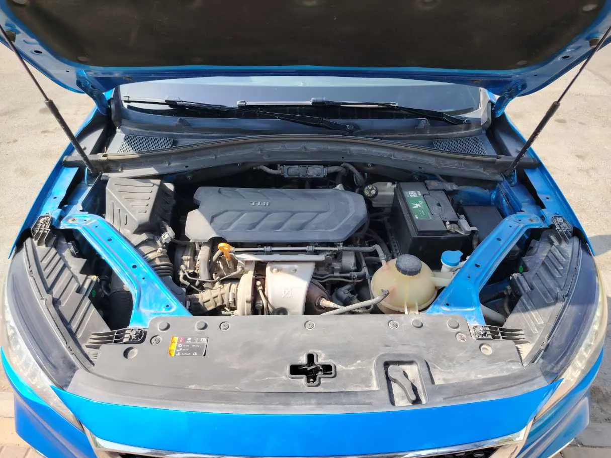Car image 38