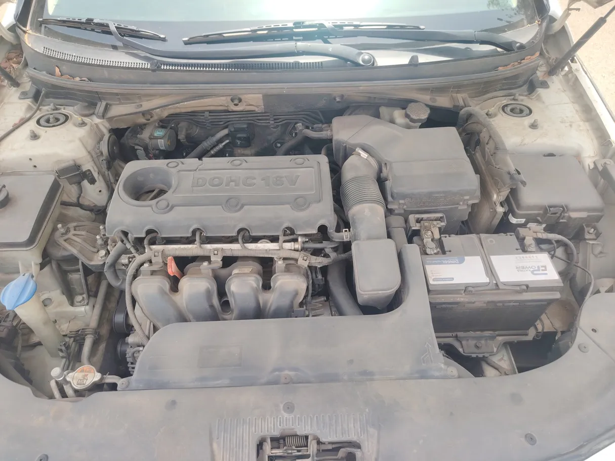 Car image 29