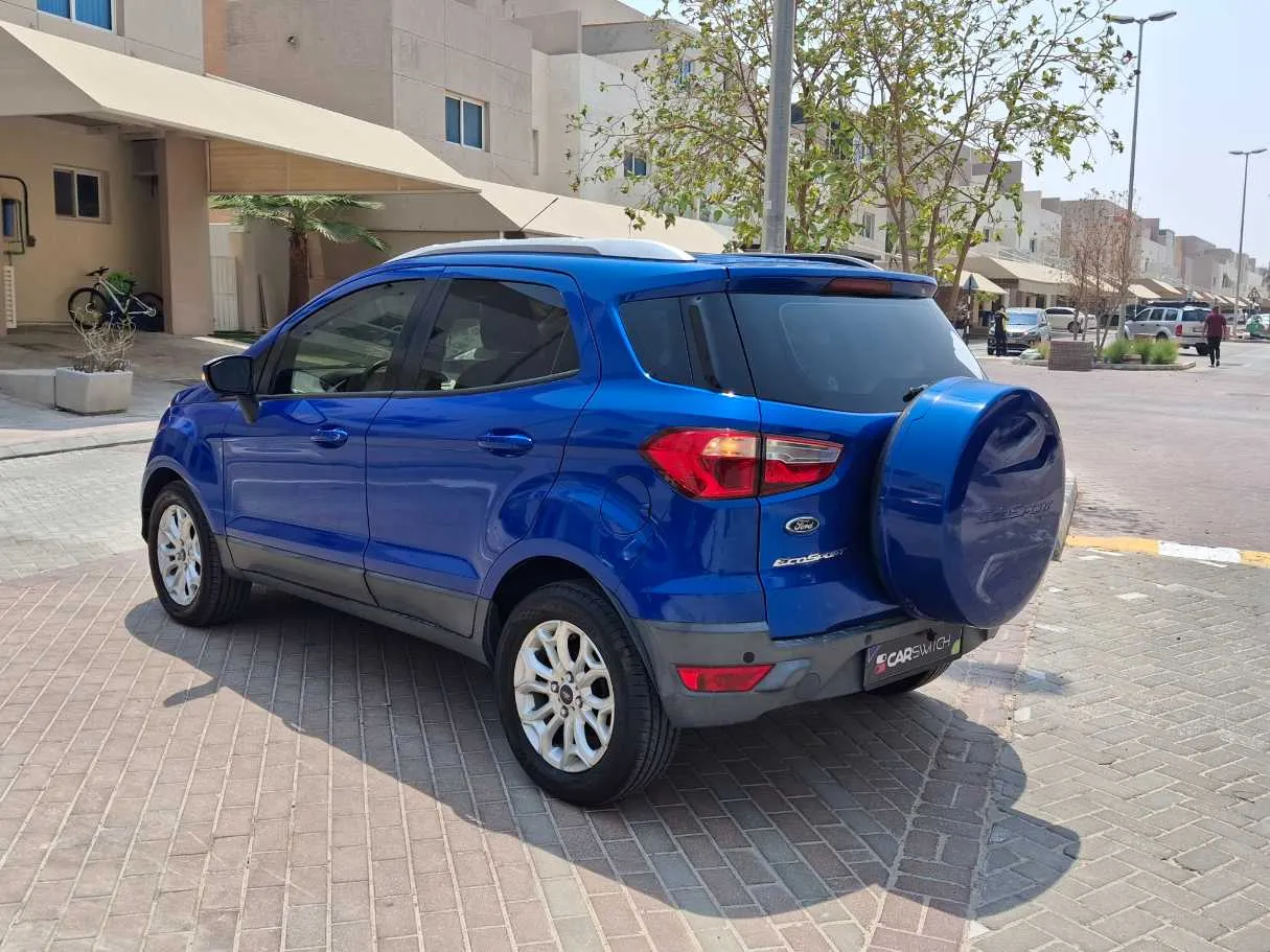 Car image 7
