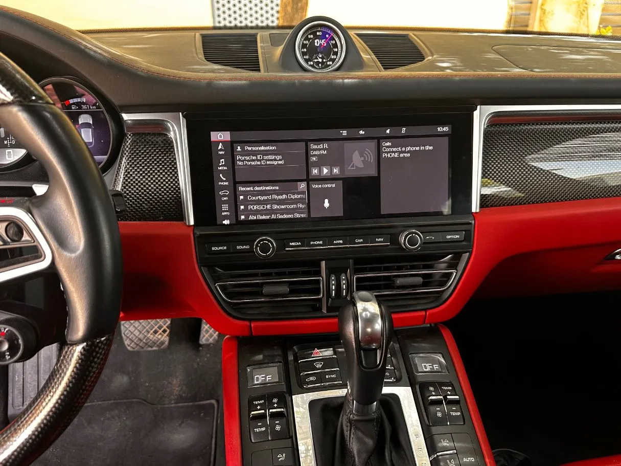 Car image 22