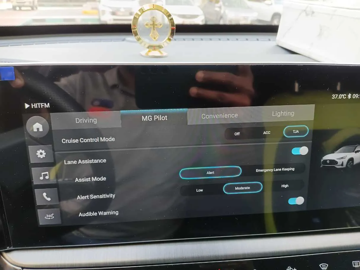 Car image 20