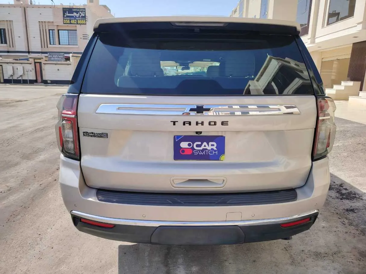 Car image 6